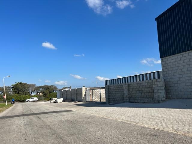 To Let commercial Property for Rent in Cotswold Eastern Cape